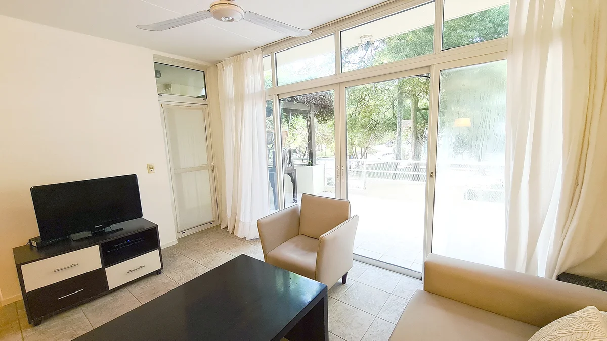 living comedor terrazasdecarilo 1B y balcón